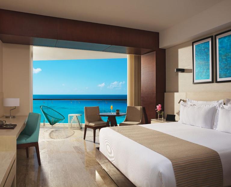 Altitude suite ocean front Hôtel Krystal Grand® Cancún All Inclusive Altitude suite ocean front Hôtel Krystal Grand® Cancún All Inclusive
