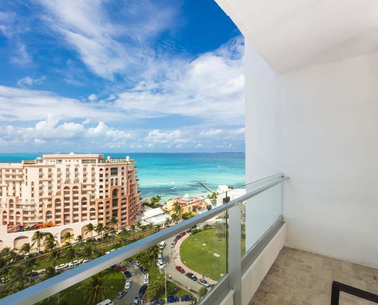 Quarto standard Hotel Krystal Grand® Cancún All Inclusive Quarto standard Hotel Krystal Grand® Cancún All Inclusive