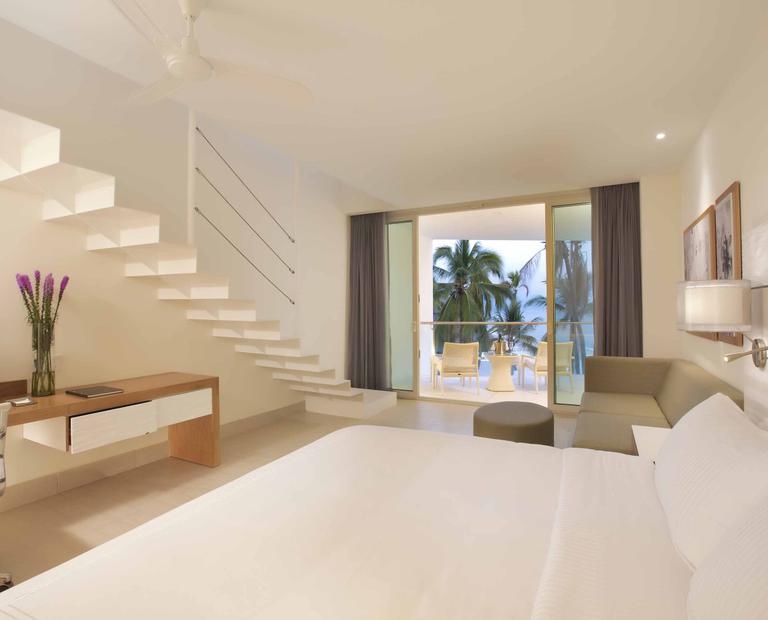 Jr. suite terrace Hotel Krystal Grand® Puerto Vallarta Jr. suite terrace Hotel Krystal Grand® Puerto Vallarta