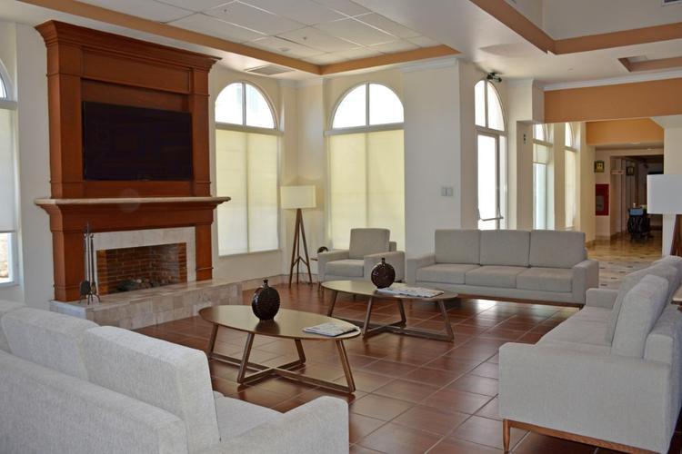 Sala de estar Hotel Krystal Urban Ciudad Juárez Sala de estar Hotel Krystal Urban Ciudad Juárez